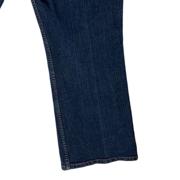 Levis Strauss Stretch Womens Jeans Misses Size 16 Blue Flap Pocket Boot Cut - Picture 7 of 16